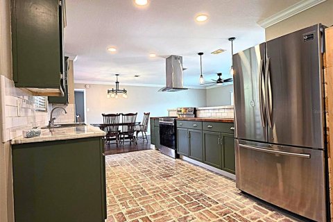 Casa en venta en Lakeland, Florida, 3 dormitorios, 162.39 m2 № 2385741 - foto 11
