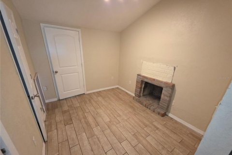 Casa en venta en Tampa, Florida, 2 dormitorios, 78.04 m2 № 1687989 - foto 12