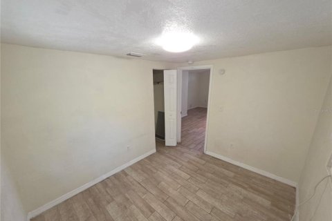 Casa en venta en Tampa, Florida, 2 dormitorios, 78.04 m2 № 1687989 - foto 8