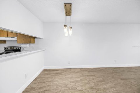 Купить кондоминиум в Сент-Питерсберг, Флорида 5 комнат, 91.04м2, № 2231383 - фото 14