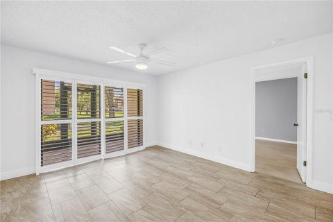 Купить кондоминиум в Сент-Питерсберг, Флорида 5 комнат, 91.04м2, № 2231383 - фото 18