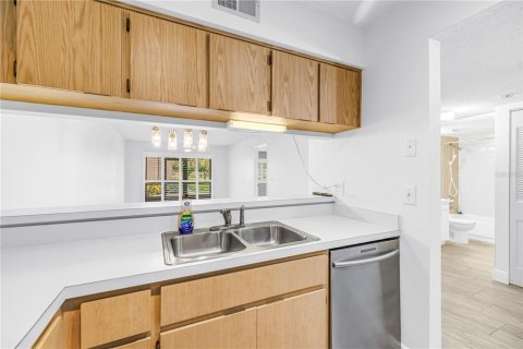Купить кондоминиум в Сент-Питерсберг, Флорида 5 комнат, 91.04м2, № 2231383 - фото 9