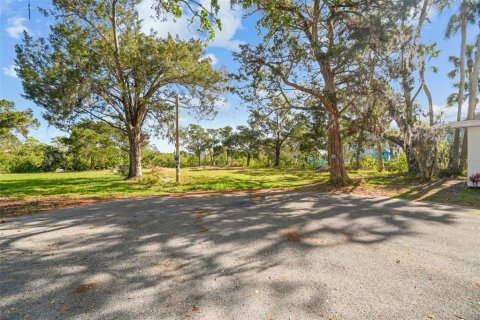 Terreno en venta en Port Richey, Florida № 1612362 - foto 16