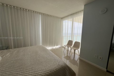 Condo in Sunny Isles Beach, Florida, 2 bedrooms  № 2062155 - photo 14