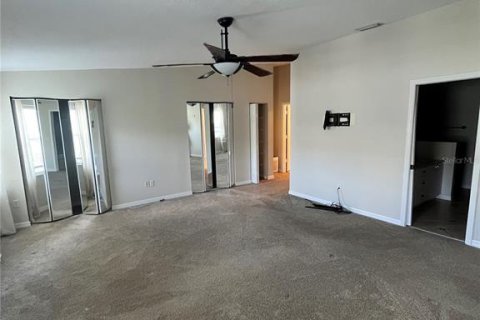 Adosado en alquiler en Saint Petersburg, Florida, 2 dormitorios, 178.19 m2 № 2236558 - foto 9