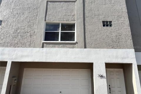 Adosado en alquiler en Saint Petersburg, Florida, 2 dormitorios, 178.19 m2 № 2236558 - foto 18