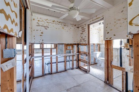 House in North Redington Beach, Florida 3 bedrooms, 206.61 sq.m. № 1791692 - photo 23