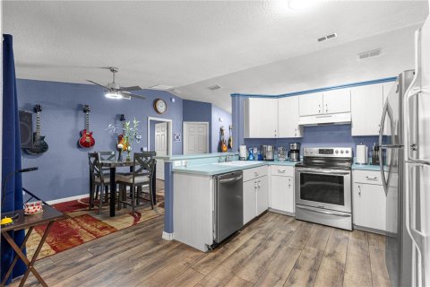 House in Ocala, Florida 3 bedrooms, 148.92 sq.m. № 1894577 - photo 18