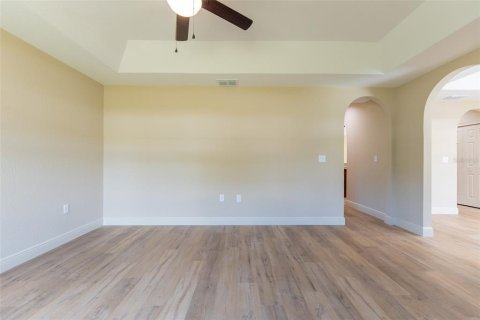 Casa en venta en Dunnellon, Florida, 3 dormitorios, 179.86 m2 № 2157472 - foto 9