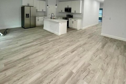 Villa ou maison à louer à DeLand, Floride: 3 chambres, 148.64 m2 № 2389030 - photo 5