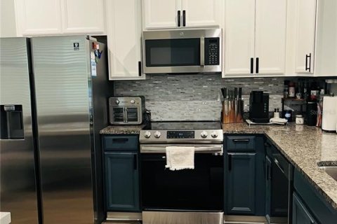 Townhouse in Holiday, Florida 3 bedrooms, 134.15 sq.m. № 1608155 - photo 7