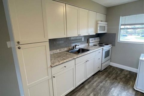 Apartamento en alquiler en Oviedo, Florida, 2 dormitorios, 64.66 m2 № 1913065 - foto 5