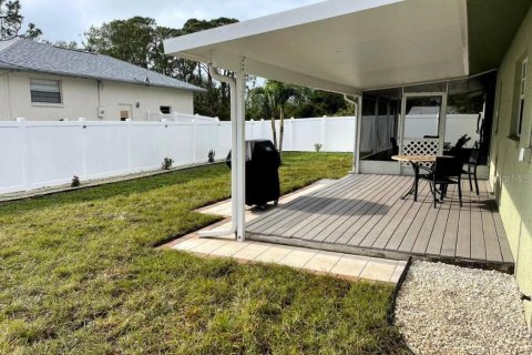 Villa ou maison à vendre à Venice, Floride: 3 chambres, 147.16 m2 № 1816840 - photo 4