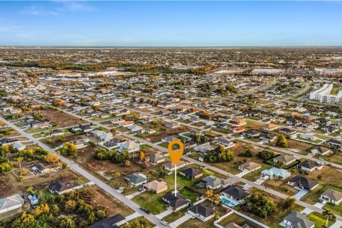 Villa ou maison à vendre à Cape Coral, Floride: 4 chambres, 152.55 m2 № 2000164 - photo 24