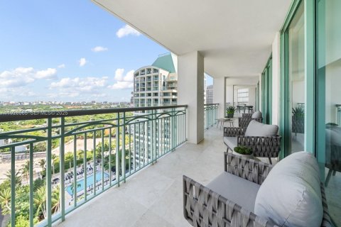 Condo in Miami, Florida, 2 bedrooms № 1988262 - photo 14