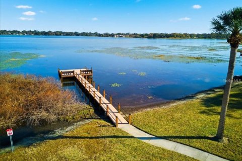 Condo in Winter Haven, Florida, 2 bedrooms  № 2236609 - photo 15