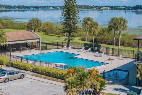 Condo in Winter Haven, Florida, 2 bedrooms  № 2236609 - photo 14