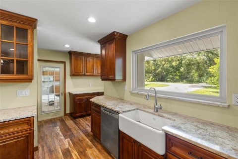 Casa en venta en Brooksville, Florida, 3 dormitorios, 231.61 m2 № 1828536 - foto 11