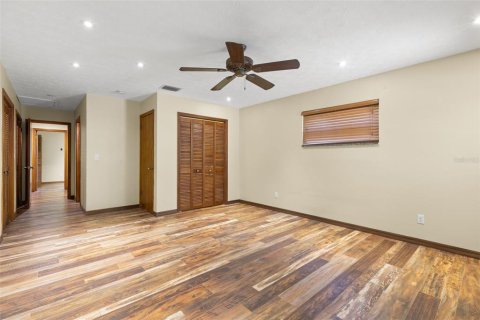 Casa en venta en Brooksville, Florida, 3 dormitorios, 231.61 m2 № 1828536 - foto 17