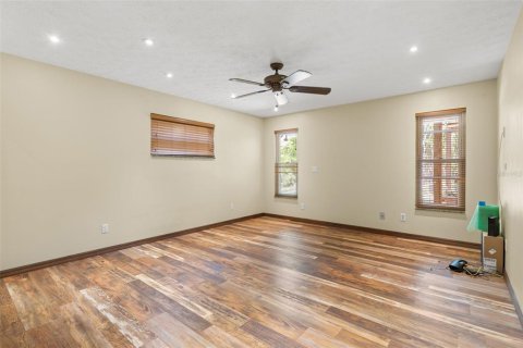 Casa en venta en Brooksville, Florida, 3 dormitorios, 231.61 m2 № 1828536 - foto 16