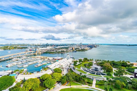 Condo à Miami, Floride, 2 chambres  № 2425048