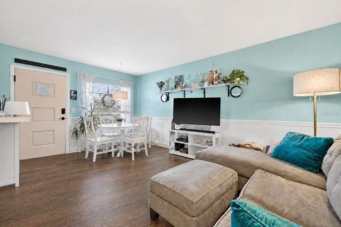 Condominio en venta en Saint Petersburg, Florida, 1 dormitorio, 54.35 m2 № 2109699 - foto 4