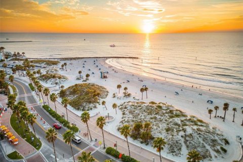 Condominio en venta en Saint Petersburg, Florida, 1 dormitorio, 54.35 m2 № 2109699 - foto 18