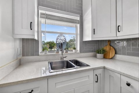 Condominio en venta en Saint Petersburg, Florida, 1 dormitorio, 54.35 m2 № 2109699 - foto 8