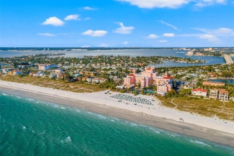 Condominio en venta en Saint Petersburg, Florida, 1 dormitorio, 54.35 m2 № 2109699 - foto 19