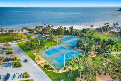 Condominio en venta en Saint Petersburg, Florida, 1 dormitorio, 54.35 m2 № 2109699 - foto 17