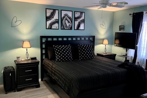 Condo in Pompano Beach, Florida, 2 bedrooms  № 2082116 - photo 15
