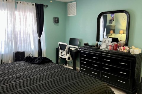 Condo in Pompano Beach, Florida, 2 bedrooms  № 2082116 - photo 17