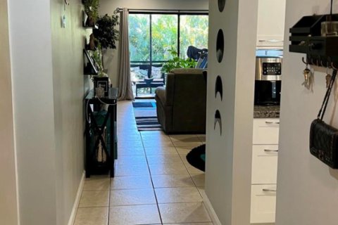 Condo in Pompano Beach, Florida, 2 bedrooms  № 2082116 - photo 6