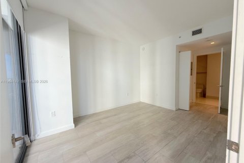 Снять в аренду кондоминиум в Майами, Флорида 1 спальня, 63.55м2, № 2028948 - фото 6