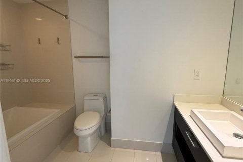 Снять в аренду кондоминиум в Майами, Флорида 1 спальня, 63.55м2, № 2028948 - фото 8