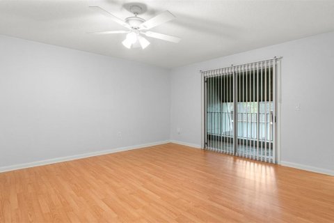 Copropriété à vendre à Gainesville, Floride: 4 chambres, 152.17 m2 № 2208200 - photo 14