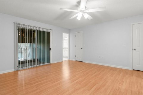 Copropriété à vendre à Gainesville, Floride: 4 chambres, 152.17 m2 № 2208200 - photo 15