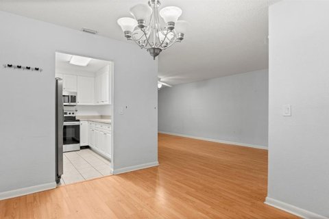 Copropriété à vendre à Gainesville, Floride: 4 chambres, 152.17 m2 № 2208200 - photo 8