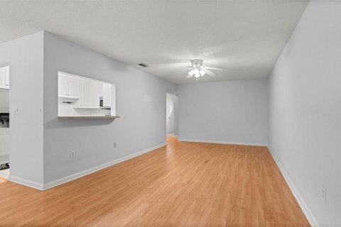 Copropriété à vendre à Gainesville, Floride: 4 chambres, 152.17 m2 № 2208200 - photo 6