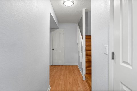 Copropriété à vendre à Gainesville, Floride: 4 chambres, 152.17 m2 № 2208200 - photo 4