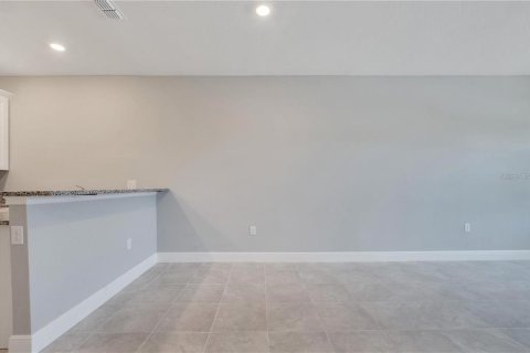 Купить кондоминиум в Киссимми, Флорида 3 комнаты, 97.55м2, № 2095339 - фото 4