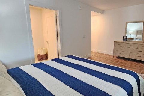Condo in Sarasota, Florida, 2 bedrooms  № 571516 - photo 21