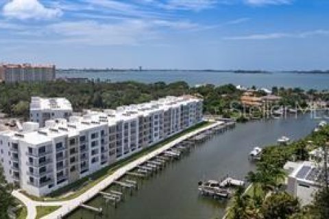 Condo in Sarasota, Florida, 2 bedrooms  № 571516 - photo 4