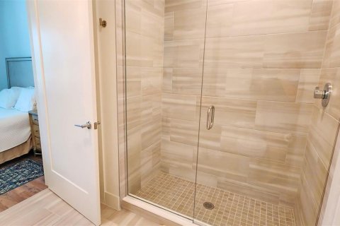Condo in Sarasota, Florida, 2 bedrooms  № 571516 - photo 17