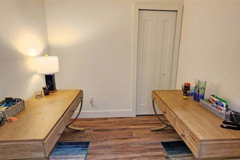 Condo in Sarasota, Florida, 2 bedrooms  № 571516 - photo 19