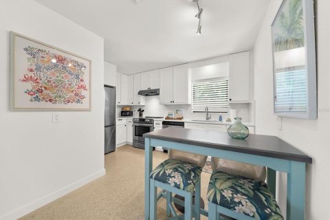 Villa ou maison à vendre à Holmes Beach, Floride: 4 chambres, 182.09 m2 № 2409000 - photo 25