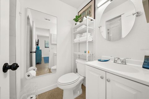 Villa ou maison à vendre à Holmes Beach, Floride: 4 chambres, 182.09 m2 № 2409000 - photo 30