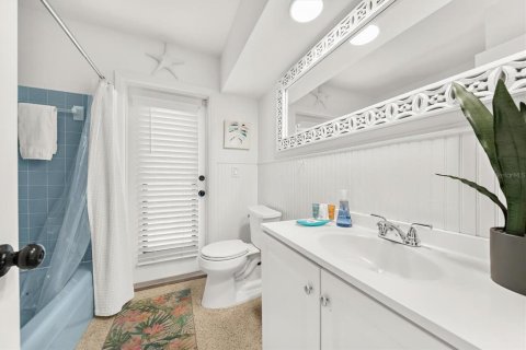 Villa ou maison à vendre à Holmes Beach, Floride: 4 chambres, 182.09 m2 № 2409000 - photo 11