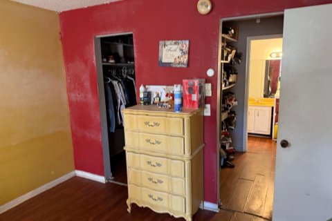 Condo in Lauderhill, Florida, 1 bedroom № 2184671 - photo 4