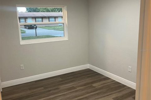 House in Winter Haven, Florida 4 bedrooms, 164.62 sq.m. № 1917584 - photo 25